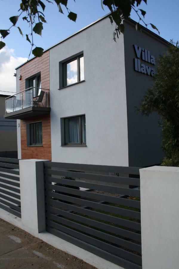 Villa Ilava Илава Екстериор снимка